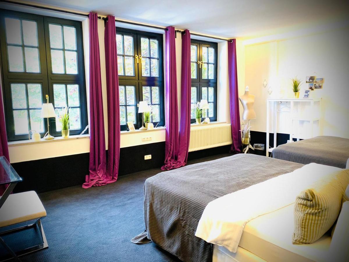 Sleephotels Suite Garde Hamburg Room photo